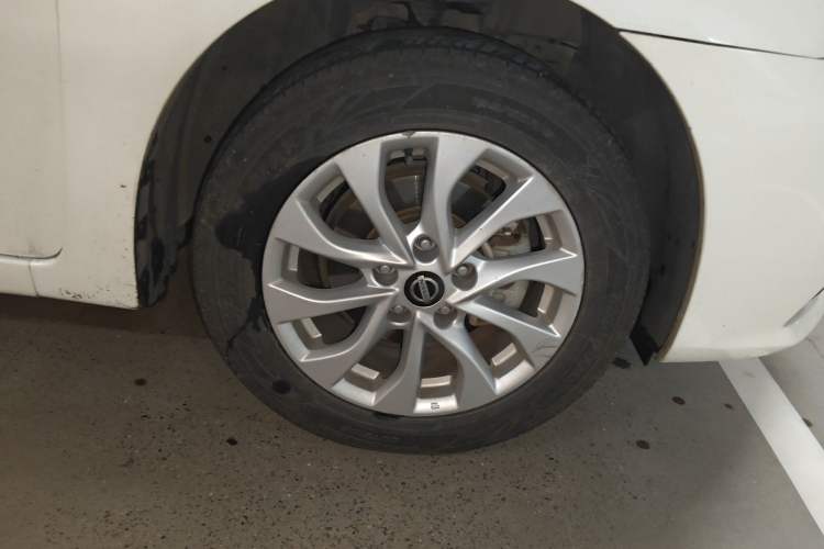 Used Nissan Sylphy 2019 1.6XV CVT Smart Connect Luxury Edition China VI Standard Right Front Wheel Hub