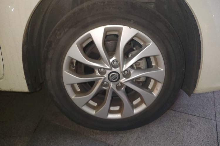 Used Nissan Sylphy 2019 1.6XV CVT Smart Connect Luxury Edition China VI Standard Right Front Wheel Hub