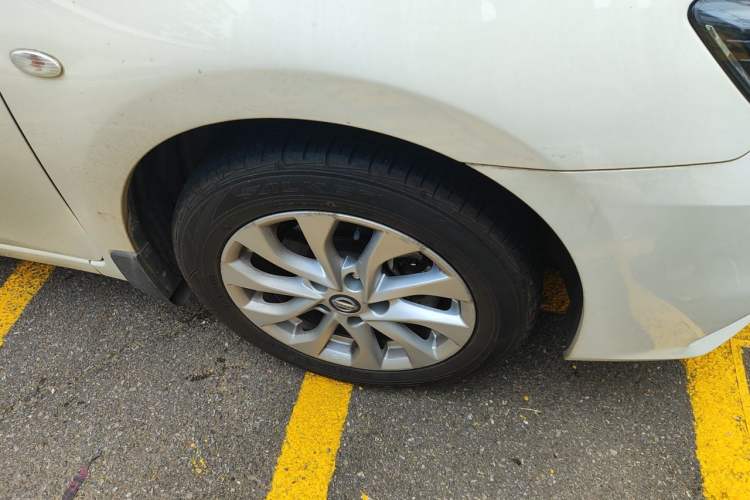 Used Nissan Sylphy 2019 Classic 1.6XL CVT Luxury Edition Right Front Wheel Hub