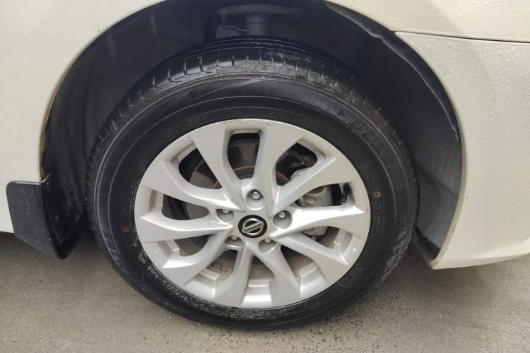 Used Nissan Sylphy 2019 Classic 1.6XL CVT Luxury Edition Right Front Wheel Hub