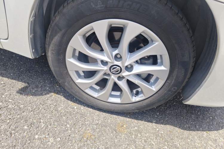 Used Nissan Sylphy 2019 Classic 1.6XL CVT Luxury Edition Right Front Wheel Hub