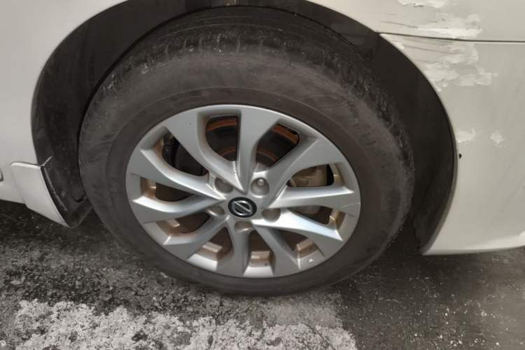 Used Nissan Sylphy 2019 Classic 1.6 XL Manual Luxury Edition Right Front Wheel Hub