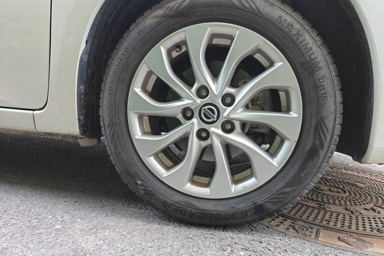 Used Nissan Sylphy 2019 Classic 1.6XL CVT Luxury Edition Right Front Wheel Hub