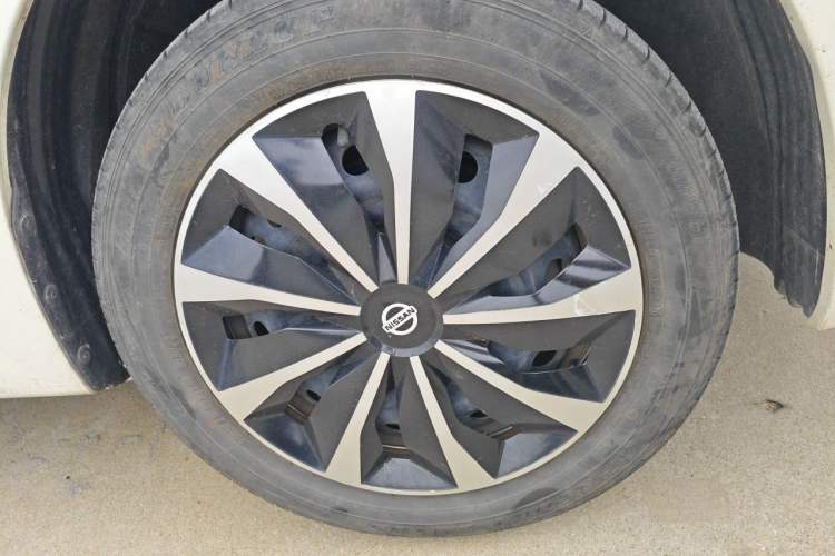 Used Nissan Sylphy 2019 Classic 1.6XE CVT Comfort Edition Right Front Wheel Hub