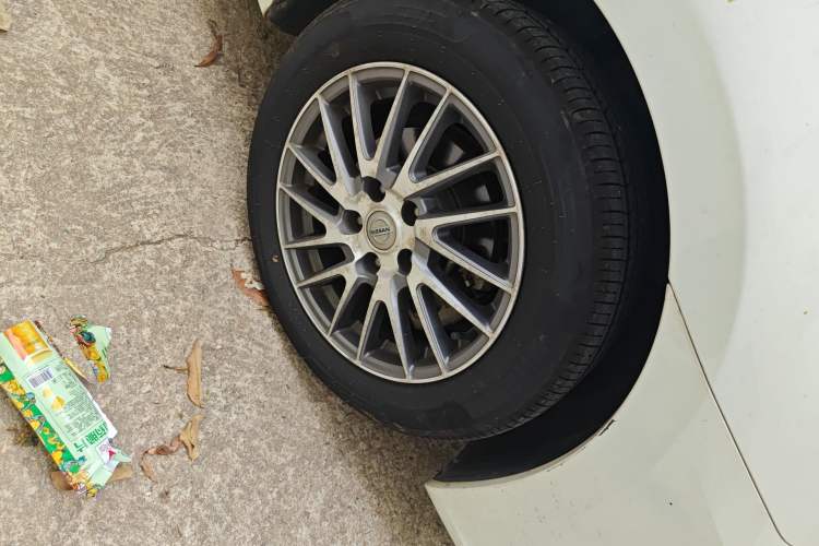 Used Nissan Sylphy 2019 Classic 1.6XE CVT Comfort Edition Right Front Wheel Hub