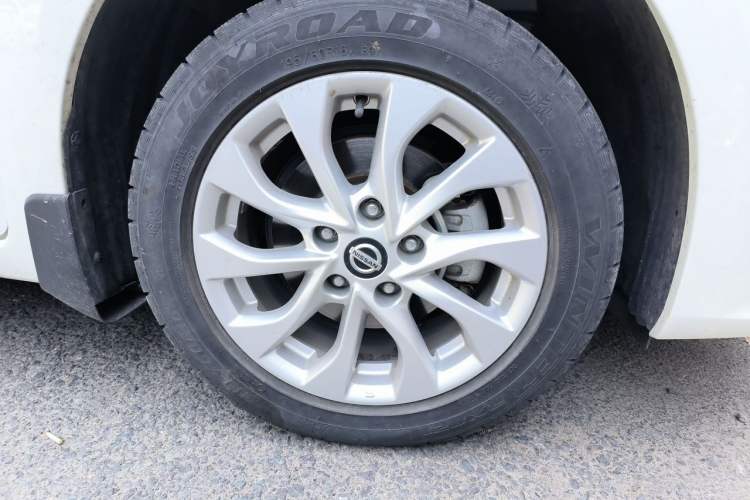 Used Nissan Sylphy 2019 Classic 1.6XL CVT Luxury Edition Right Front Wheel Hub