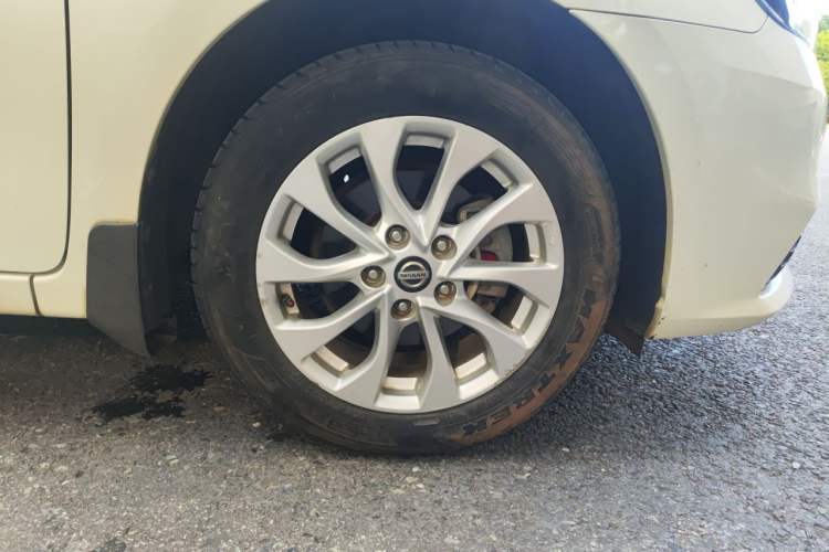Used Nissan Sylphy 2019 Classic 1.6XE CVT Comfort Edition Right Front Wheel Hub