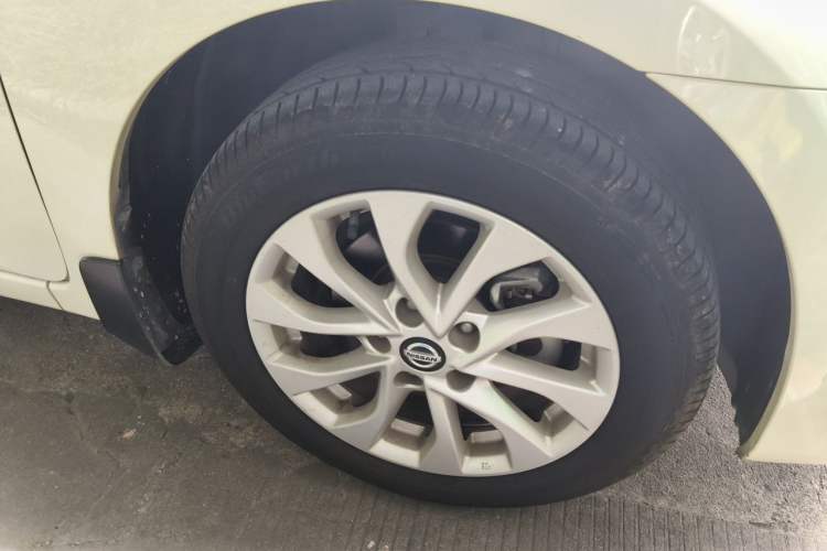 Used Nissan Sylphy 2019 Classic 1.6XL CVT Luxury Edition Right Front Wheel Hub
