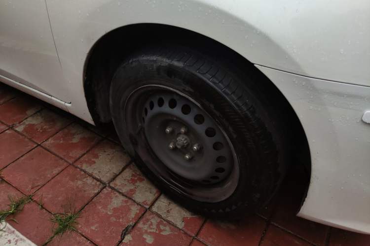 Used Nissan Sylphy 2019 Classic 1.6XE CVT Comfort Edition Right Front Wheel Hub