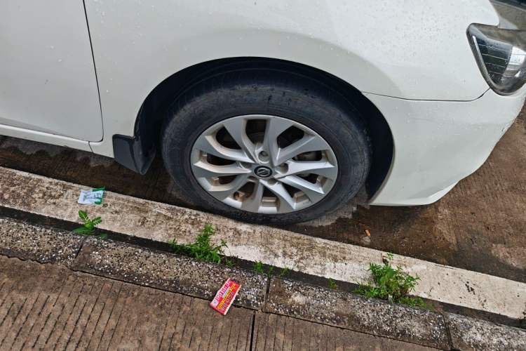 Used Nissan Sylphy 2019 1.6XV CVT Smart Connect Luxury Edition China VI Standard Right Front Wheel Hub