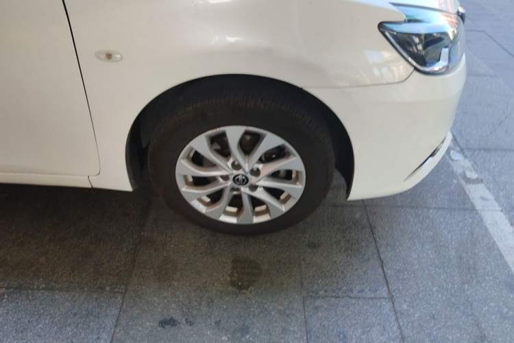 Used Nissan Sylphy 2019 Classic 1.6XL CVT Luxury Edition Right Front Wheel Hub