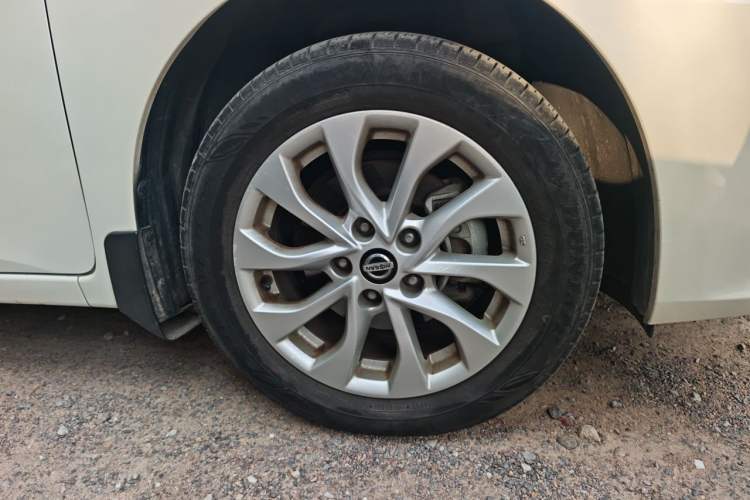 Used Nissan Sylphy 2019 Classic 1.6XL CVT Luxury Edition Right Front Wheel Hub