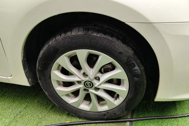 Used Nissan Sylphy 2019 1.6XV CVT Smart Connect Luxury Edition China VI Standard Right Front Wheel Hub