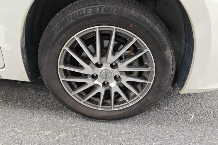 Used Nissan Sylphy 2019 Classic 1.6XE CVT Comfort Edition Right Front Wheel Hub
