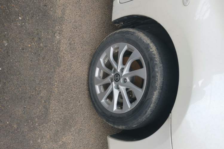 Used Nissan Sylphy 2019 Classic 1.6XE CVT Comfort Edition Right Front Wheel Hub
