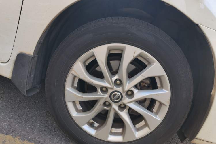 Used Nissan Sylphy 2019 Classic 1.6XL CVT Luxury Edition Right Front Wheel Hub