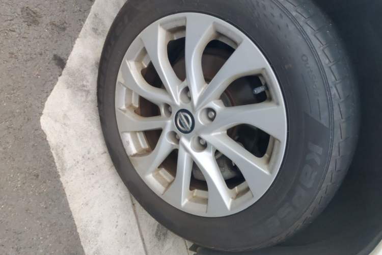 Used Nissan Sylphy 2019 1.6XV CVT Smart Connect Luxury Edition China VI Standard Right Front Wheel Hub
