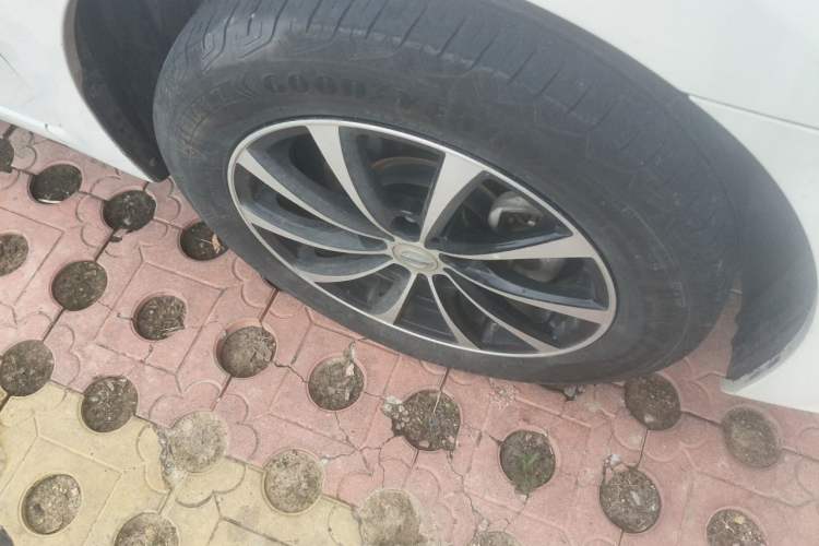 Used Nissan Sylphy 2019 Classic 1.6XE CVT Comfort Edition Right Front Wheel Hub
