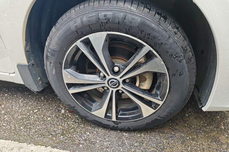 Used Nissan Sylphy 2019 Classic 1.6XE CVT Comfort Edition Right Front Wheel Hub