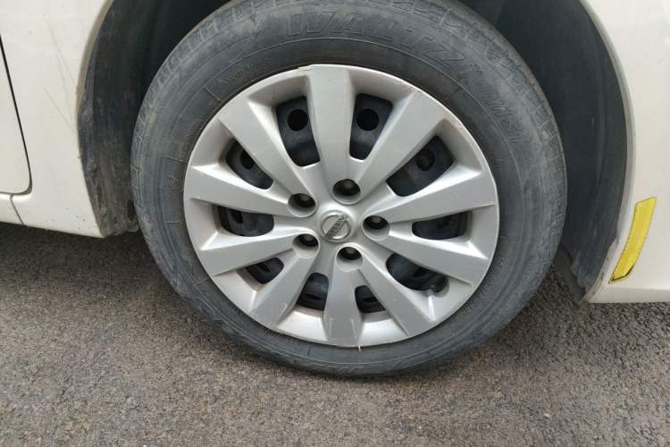 Used Nissan Sylphy 2019 Classic 1.6XE CVT Comfort Edition Right Front Wheel Hub