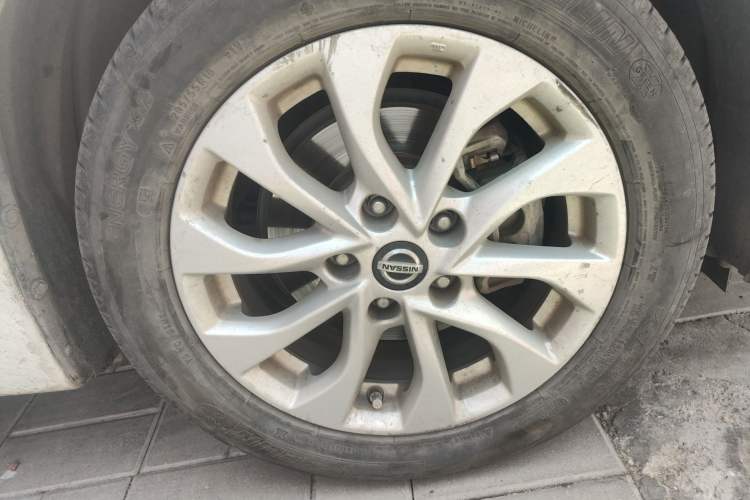 Used Nissan Sylphy 2019 1.6XV CVT Smart Connect Luxury Edition China VI Standard Right Front Wheel Hub