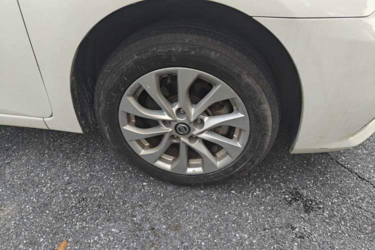 Used Nissan Sylphy 2019 Classic 1.6XL CVT Luxury Edition Right Front Wheel Hub