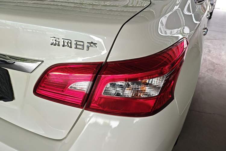 Used Nissan Sylphy 2019 Classic 1.6XL CVT Luxury Edition Right Rear Taillight
