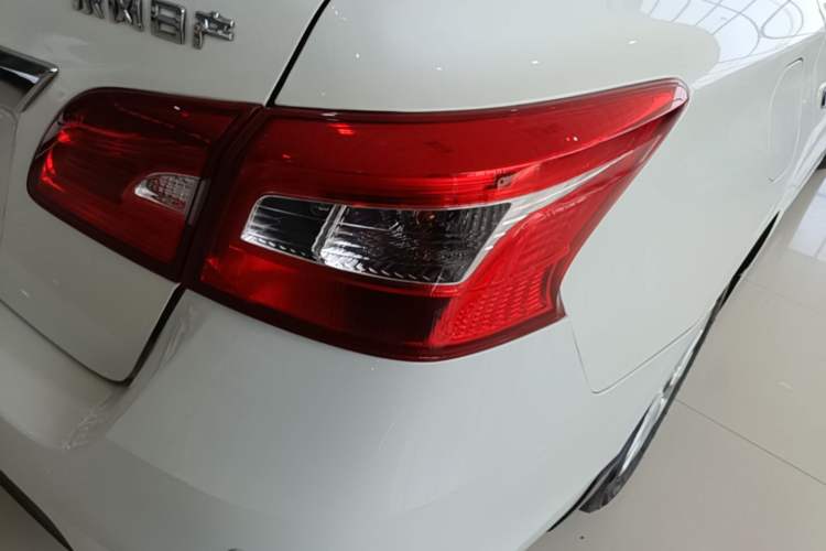 Used Nissan Sylphy 2019 Classic 1.6XE CVT Comfort Edition Right Rear Taillight