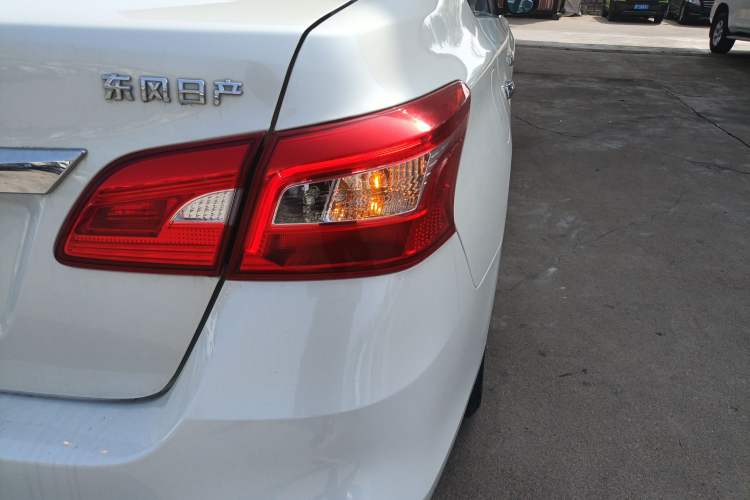 Used Nissan Sylphy 2019 Classic 1.6XE Manual Comfort Edition Right Rear Taillight
