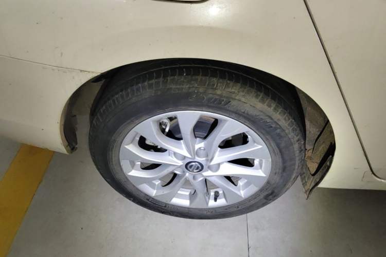 Used Nissan Sylphy 2019 1.6XV CVT Smart Connect Luxury Edition China VI Standard Right Rear Wheel Hub