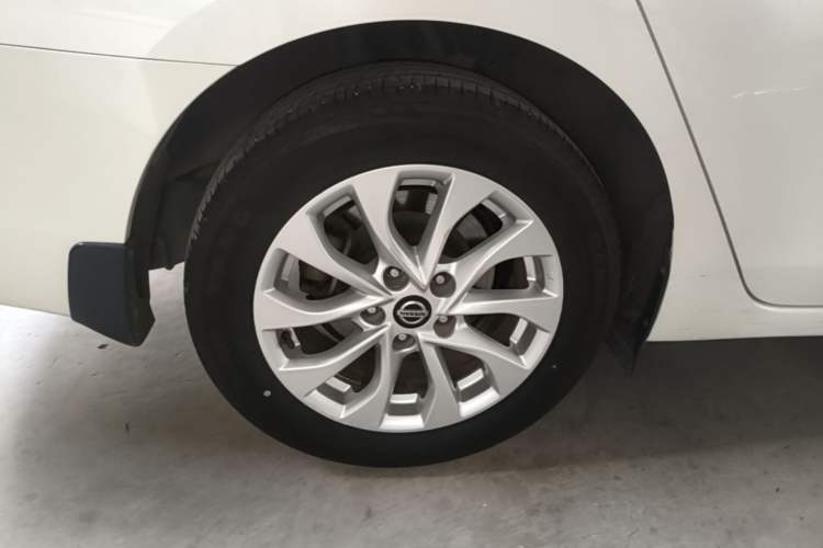 Used Nissan Sylphy 2019 1.6XV CVT Smart Connect Luxury Edition China VI Standard Right Rear Wheel Hub