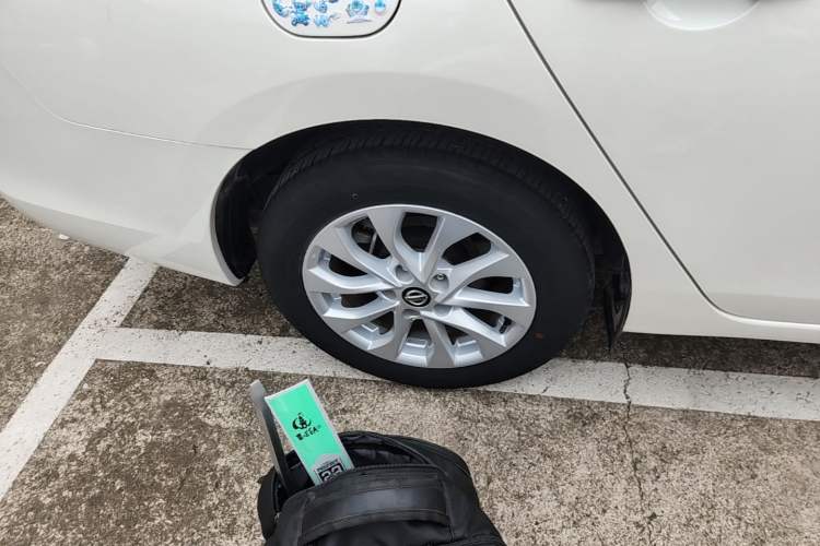 Used Nissan Sylphy 2019 1.6XV CVT Smart Connect Luxury Edition China VI Standard Right Rear Wheel Hub