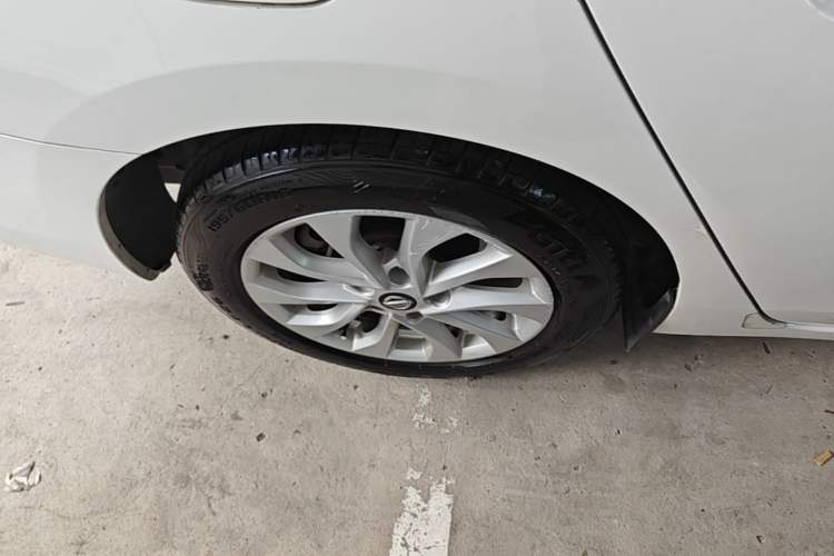 Used Nissan Sylphy 2019 1.6XV CVT Smart Connect Luxury Edition China VI Standard Right Rear Wheel Hub