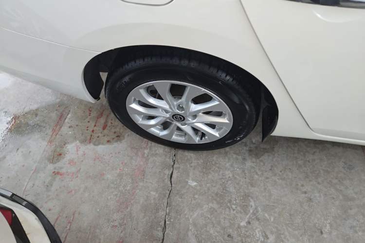 Used Nissan Sylphy 2019 1.6XV CVT Smart Connect Luxury Edition China VI Standard Right Rear Wheel Hub