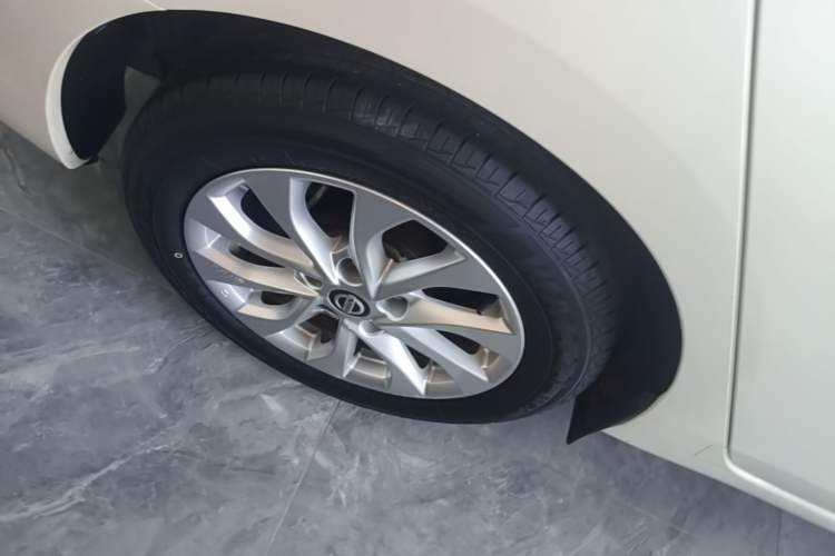 Used Nissan Sylphy 2019 Classic 1.6XL CVT Luxury Edition Right Rear Wheel Hub