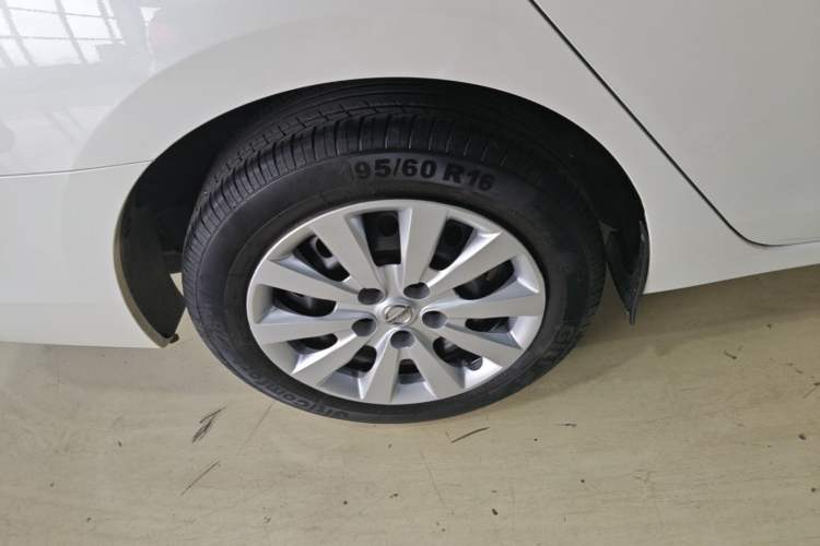 Used Nissan Sylphy 2019 Classic 1.6XE CVT Comfort Edition Right Rear Wheel Hub