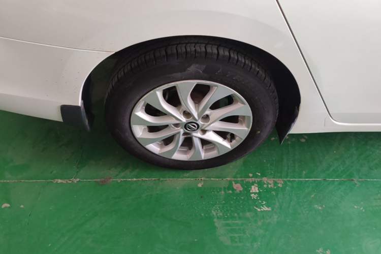 Used Nissan Sylphy 2019 1.6XV CVT Smart Connect Luxury Edition China VI Standard Right Rear Wheel Hub