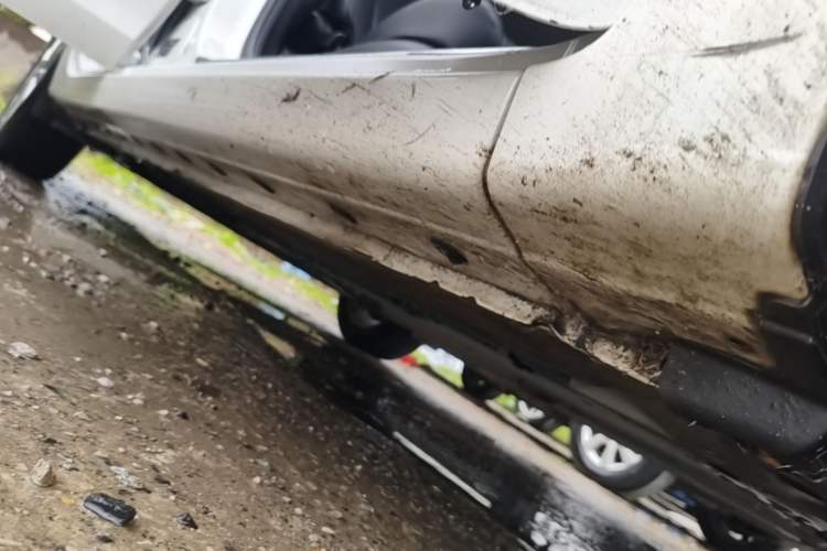 Used Nissan Sylphy 2019 1.6XV CVT Smart Connect Luxury Edition China VI Standard Right Side Sill