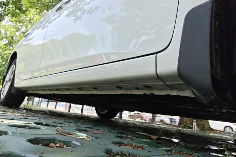 Used Nissan Sylphy 2019 1.6XV CVT Smart Connect Luxury Edition China VI Standard Right Side Sill
