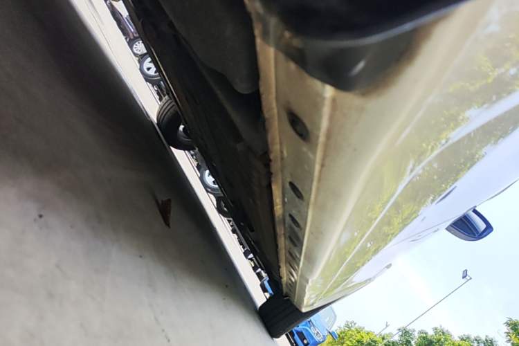 Used Nissan Sylphy 2019 Classic 1.6XL CVT Luxury Edition Right Side Sill