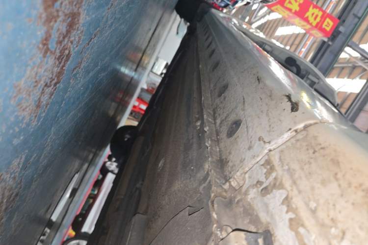 Used Nissan Sylphy 2019 1.6XV CVT Smart Connect Luxury Edition China VI Standard Right Side Sill
