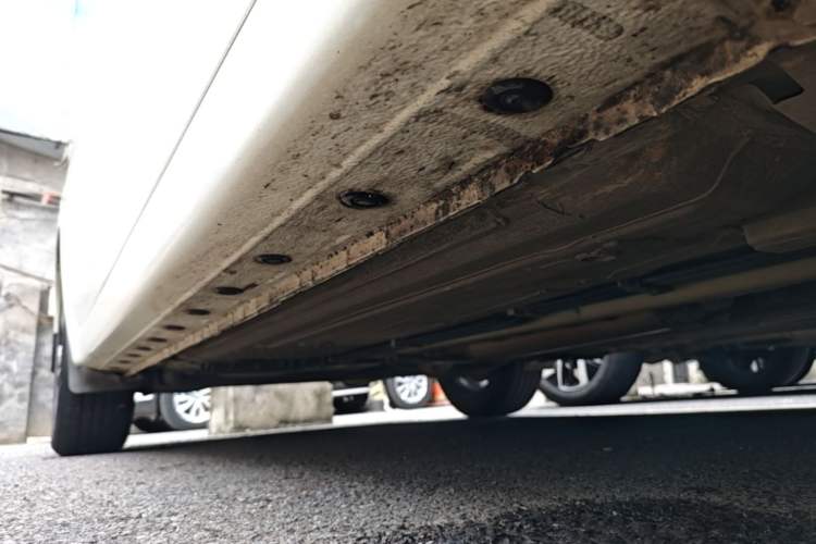 Used Nissan Sylphy 2019 Classic 1.6XE CVT Comfort Edition Right Side Sill