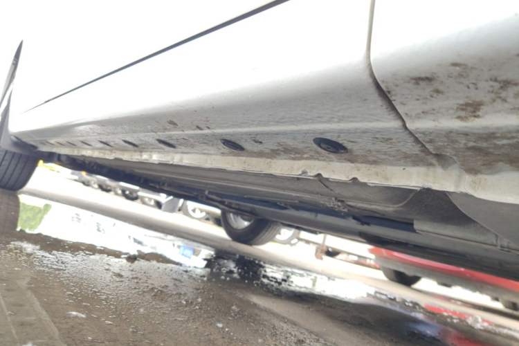 Used Nissan Sylphy 2019 Classic 1.6XL CVT Luxury Edition Right Side Sill