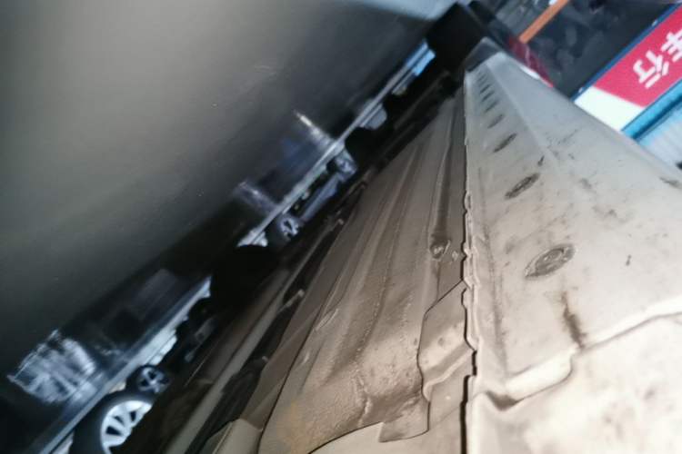 Used Nissan Sylphy 2019 Classic 1.6XE CVT Comfort Edition Right Side Sill