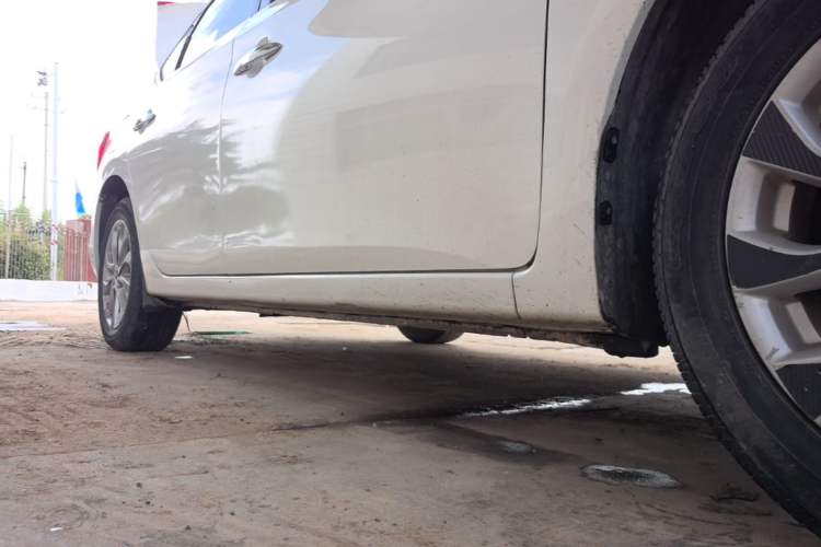 Used Nissan Sylphy 2019 Classic 1.6XL CVT Luxury Edition Right Side Sill
