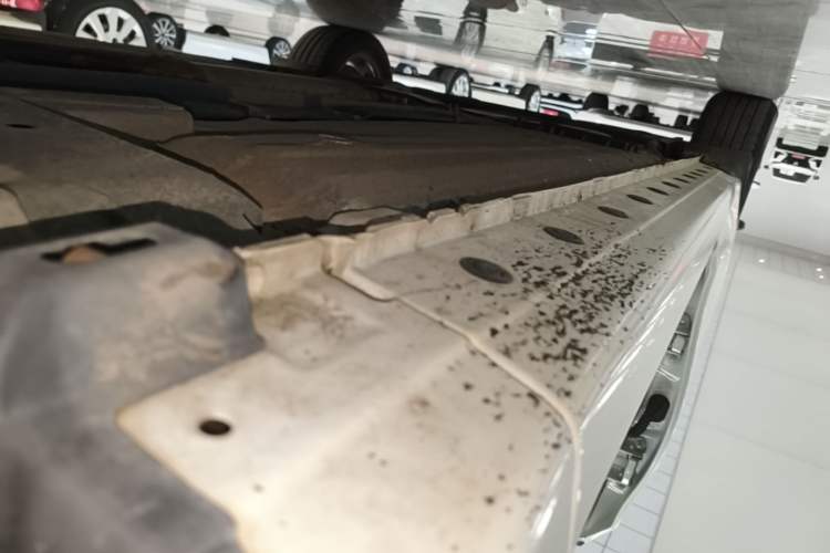 Used Nissan Sylphy 2019 Classic 1.6XL CVT Luxury Edition Right Side Sill