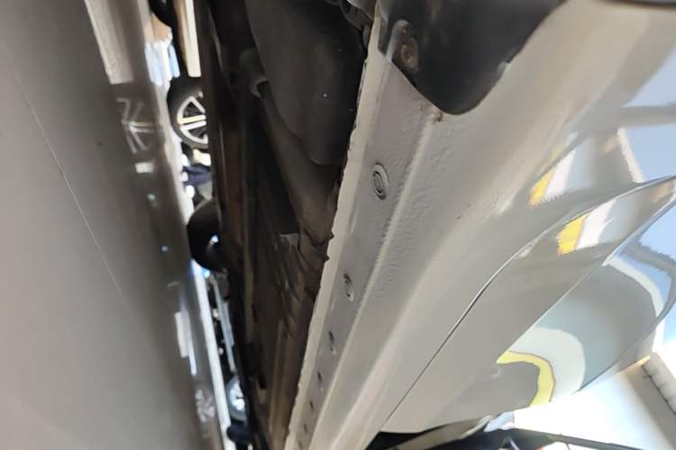 Used Nissan Sylphy 2019 1.6XV CVT Smart Connect Luxury Edition China VI Standard Right Side Sill
