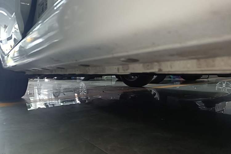 Used Nissan Sylphy 2019 1.6XV CVT Smart Connect Luxury Edition China VI Standard Right Side Sill