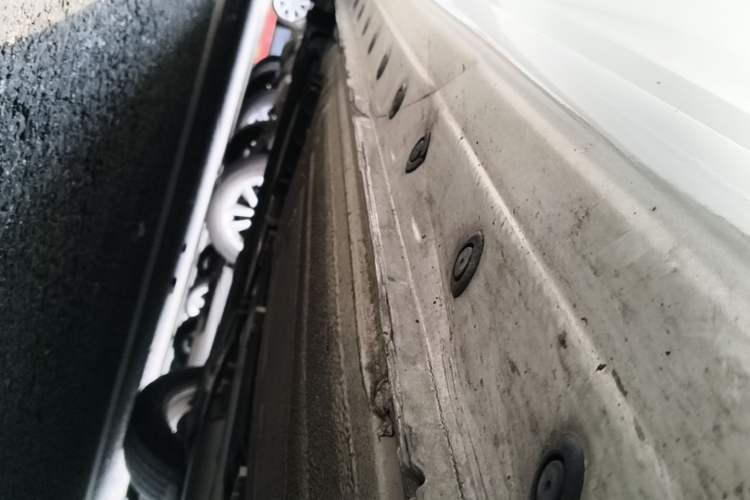 Used Nissan Sylphy 2019 1.6XV CVT Smart Connect Luxury Edition China VI Standard Right Side Sill