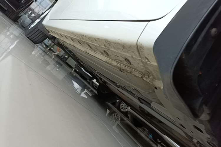 Used Nissan Sylphy 2019 Classic 1.6XE CVT Comfort Edition Right Side Sill